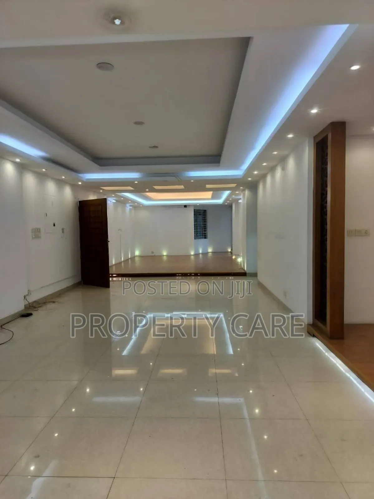 4bdrm Apartment in Gulshan for Rent