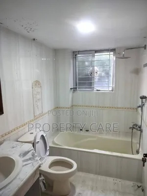 4bdrm Apartment in Gulshan for Rent