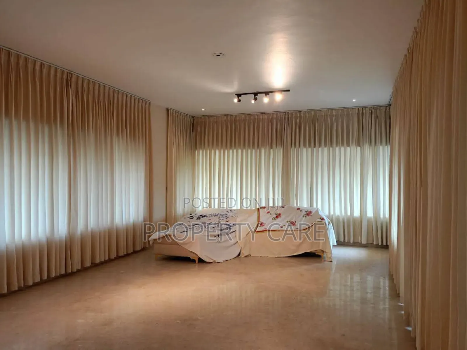 Furnished 4bdrm Apartment in Gulshan for Rent