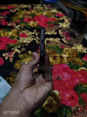 Photo - Vivo Y28 8 GB Black