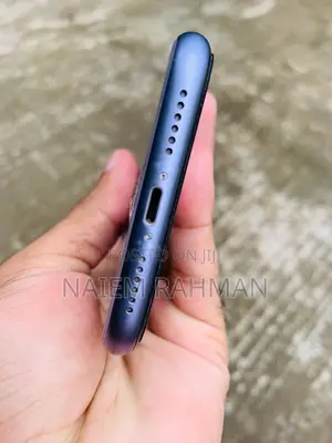 Apple iPhone 11 64 GB Blue