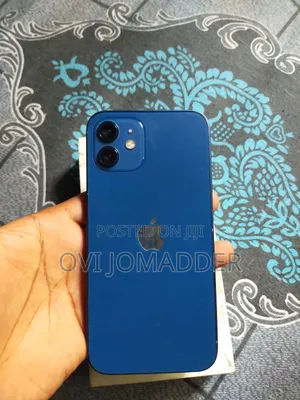 Photo - Apple iPhone 12 64 GB Blue