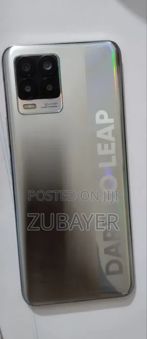 Photo - Realme 8 5G 128 GB Silver