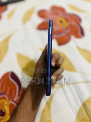 Photo - Vivo Y50 128 GB Purple