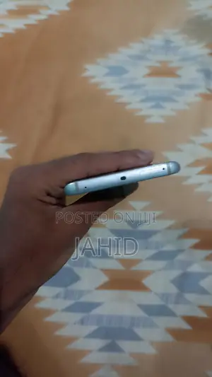 Samsung Galaxy S6 Edge 64 GB White