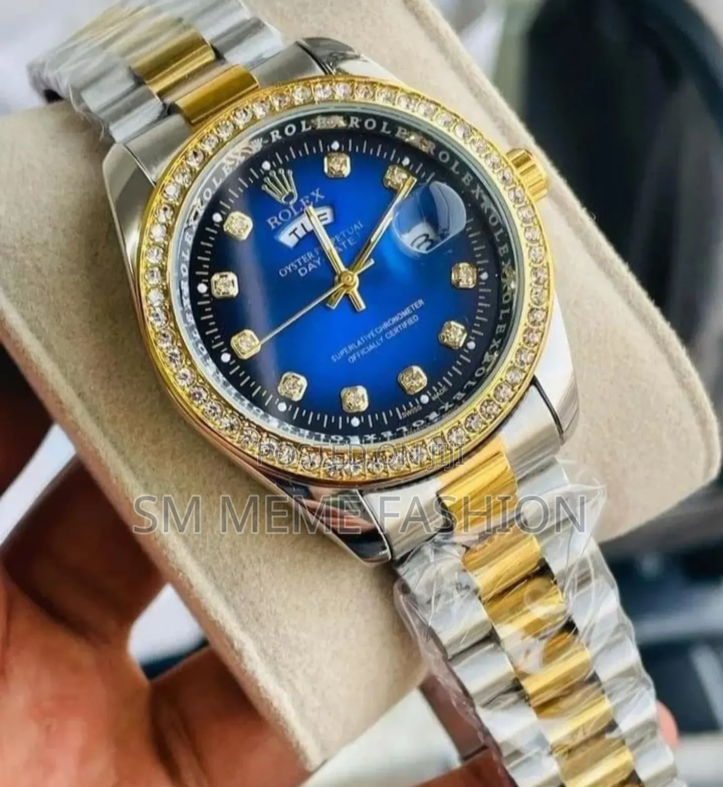 Women Rolex Watch
Code: RLX Watch T Stone White