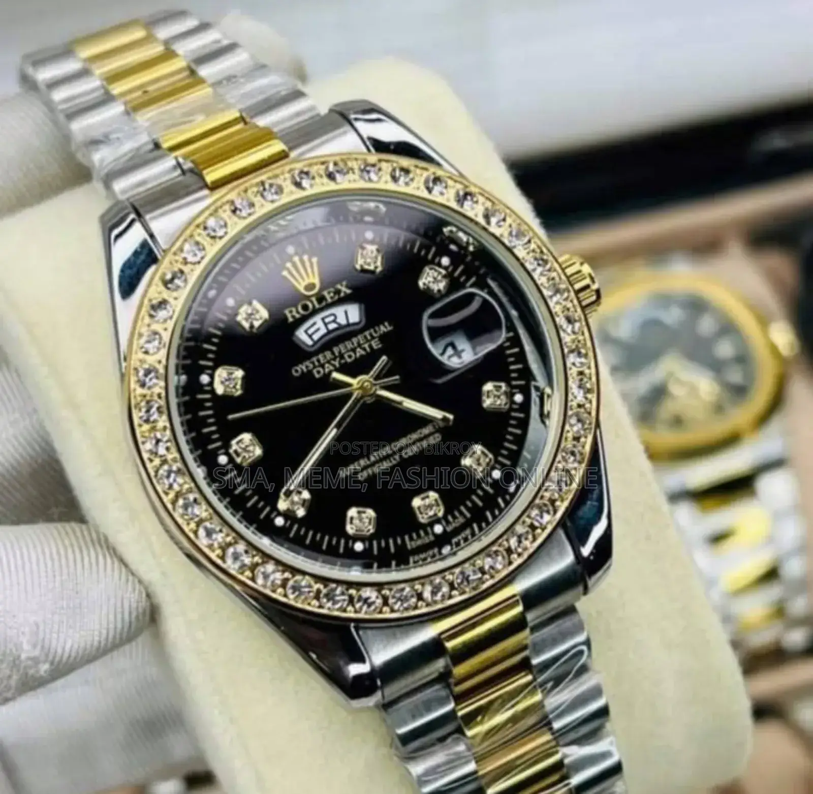 Women Rolex Watch
Code: RLX Watch T Stone White
