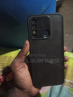 Tecno Spark 8C 64 GB Blue