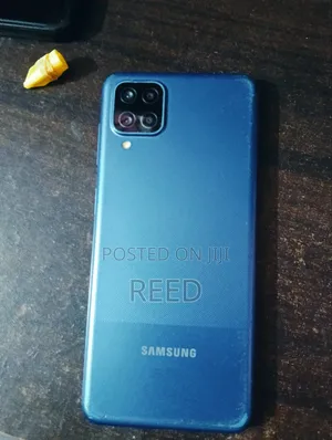 Samsung Galaxy A12 64 GB Blue