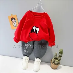 Photo - Baby Sweatshirt and Pant Set