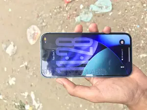 Photo - Apple iPhone 13 128 GB Blue