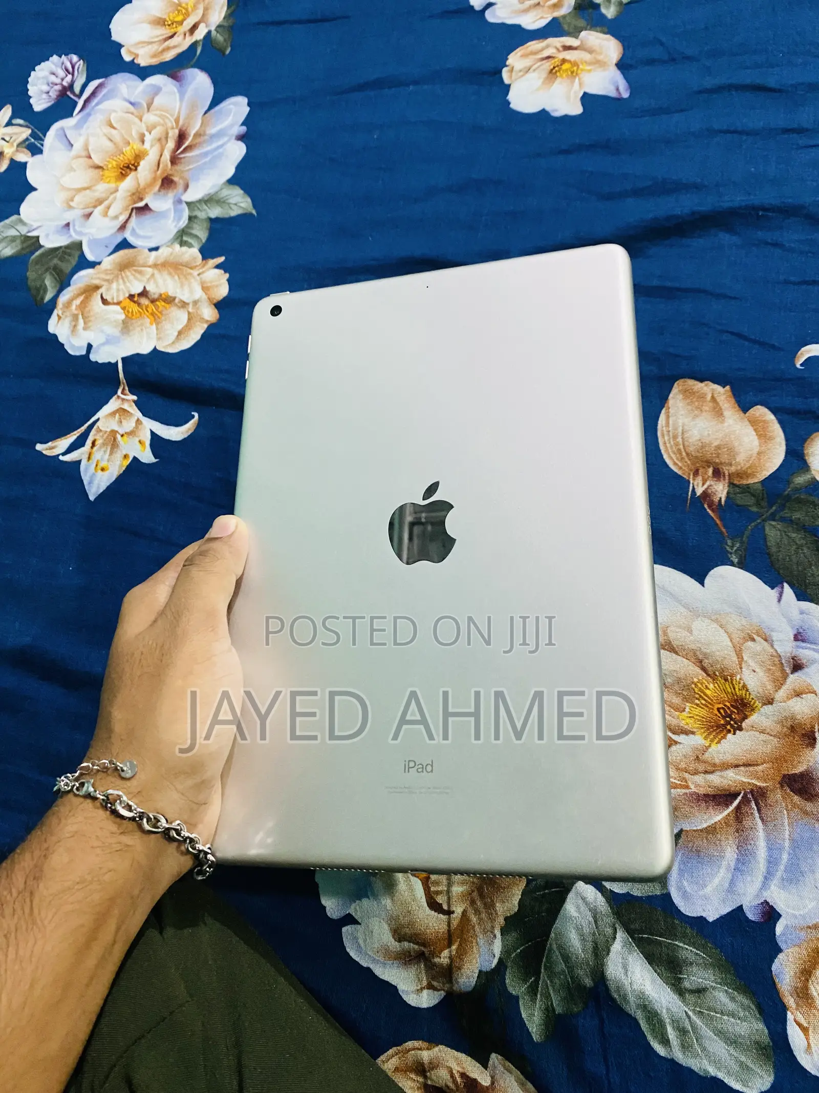 Apple iPad 10.2 (2021) 64 GB Silver