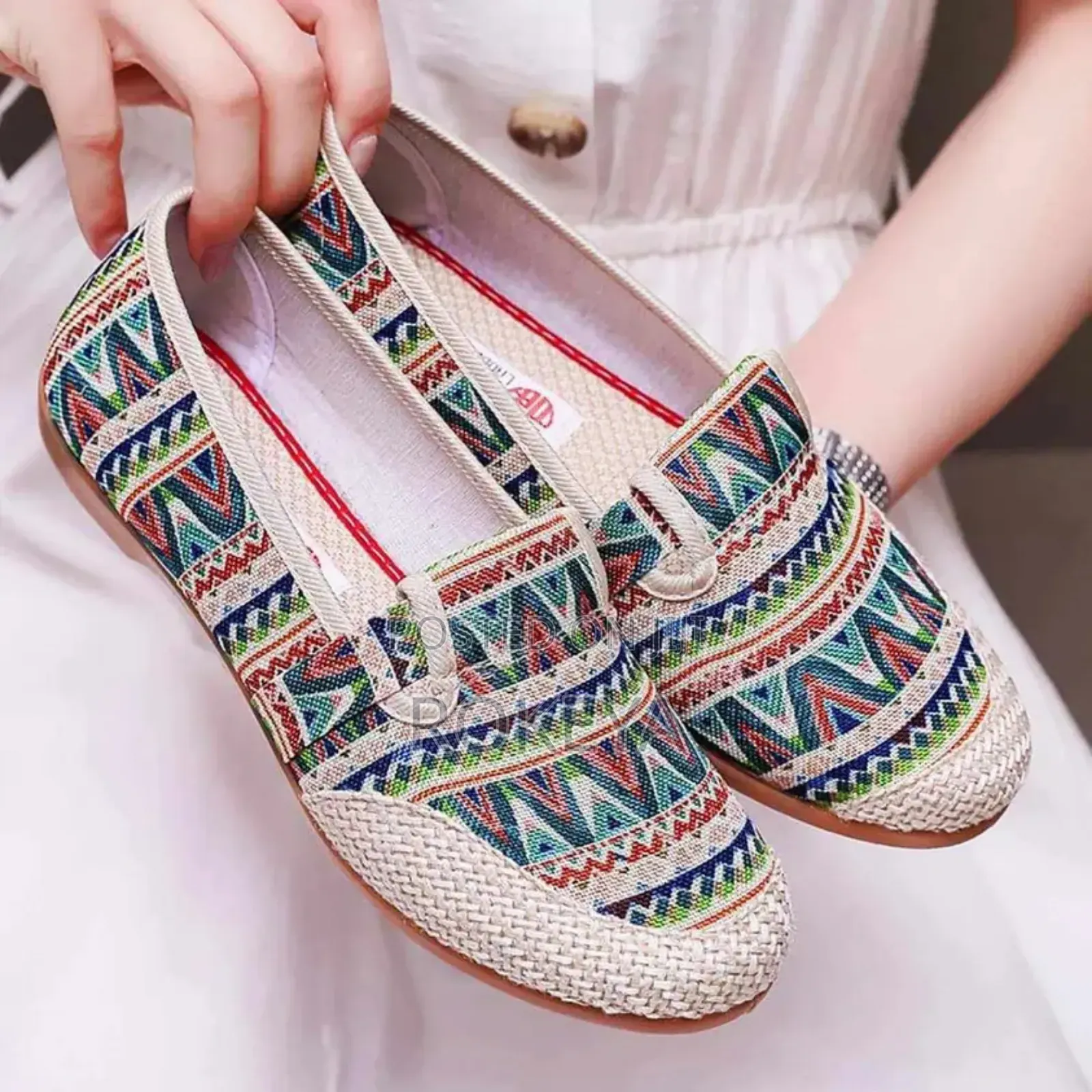 “Colorful Handcrafted Women’S Flat Shoes – Stylish Comfortable Sho