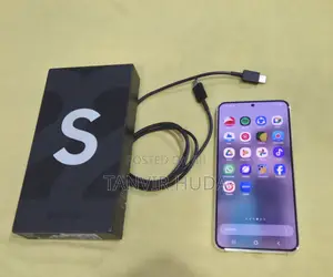 Photo - Samsung Galaxy S22 5G 256 GB White