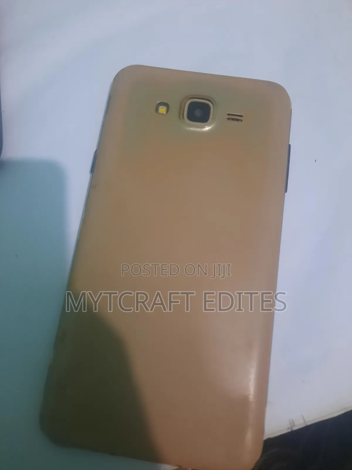 Samsung Galaxy J7 16 GB Rose Gold