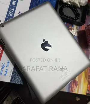 Photo - Apple iPad Wi-Fi 16 GB Silver