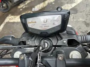 TVS Apache 160 4V 2022 Red