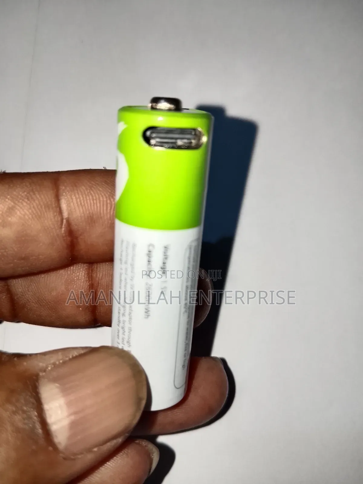 Smarttools 1.5v Aa Rechargeable Battery With a Type-C Charging Cable.