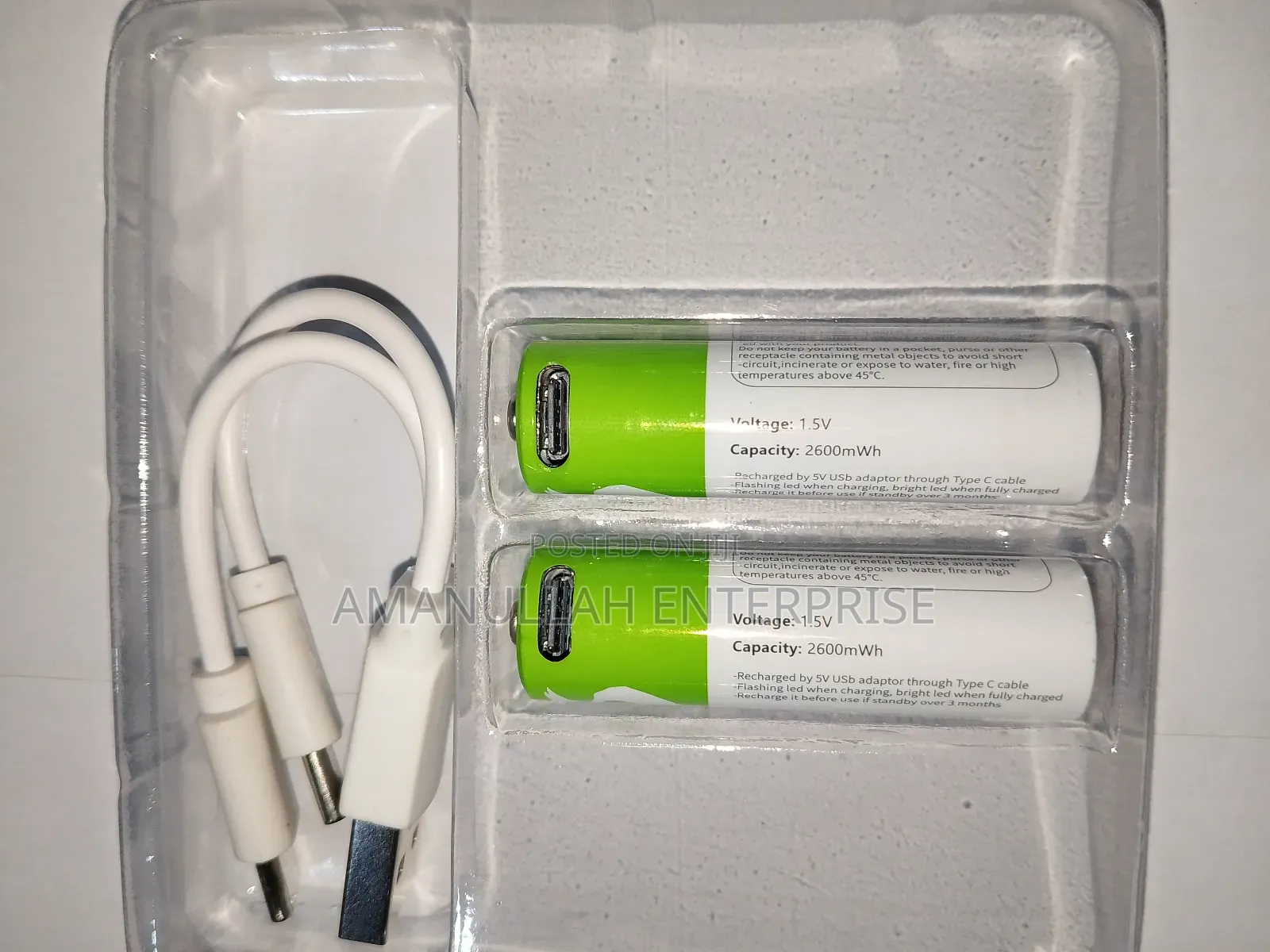Smarttools 1.5v Aa Rechargeable Battery With a Type-C Charging Cable.