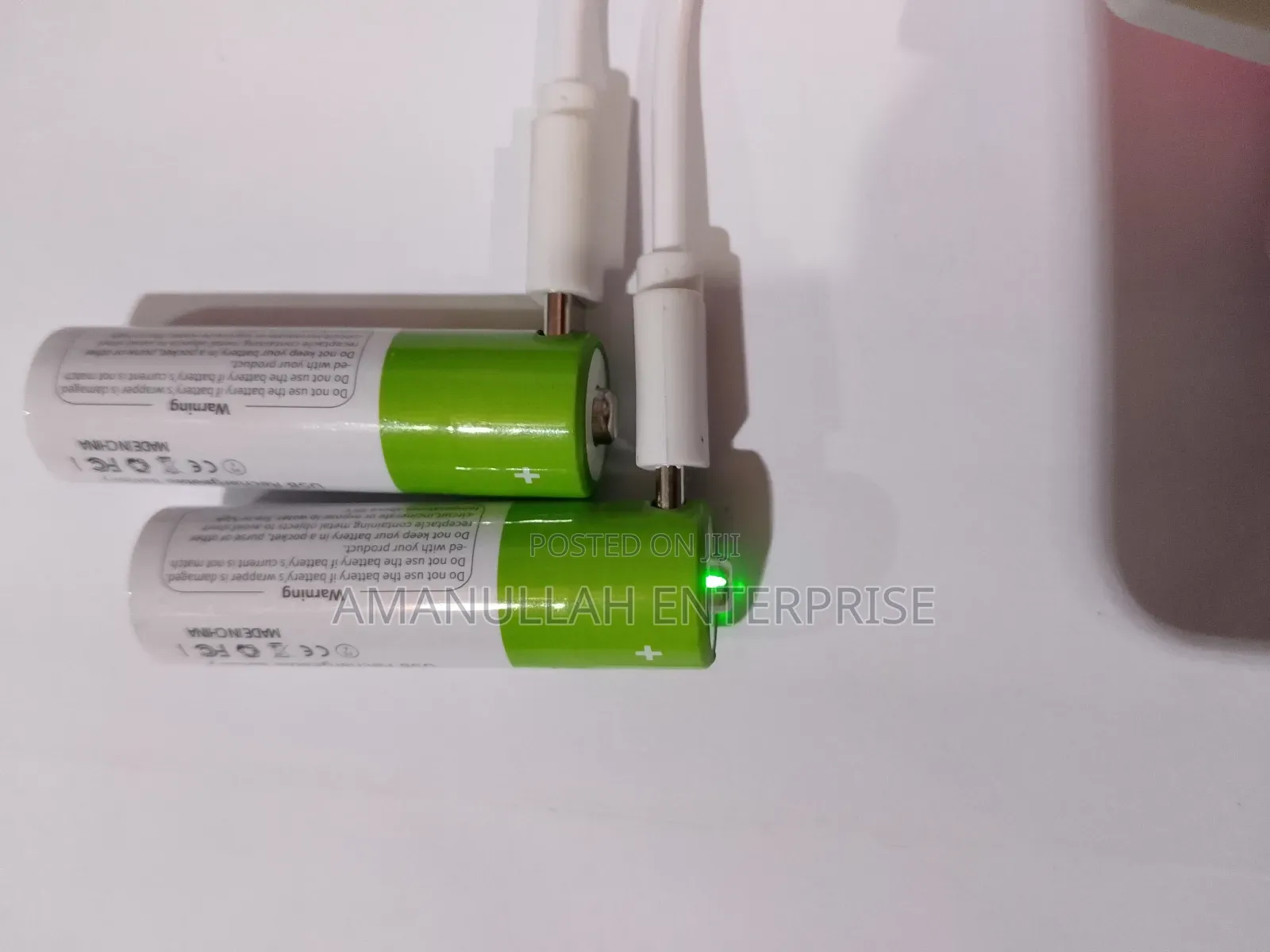 Smarttools 1.5v Aa Rechargeable Battery With a Type-C Charging Cable.
