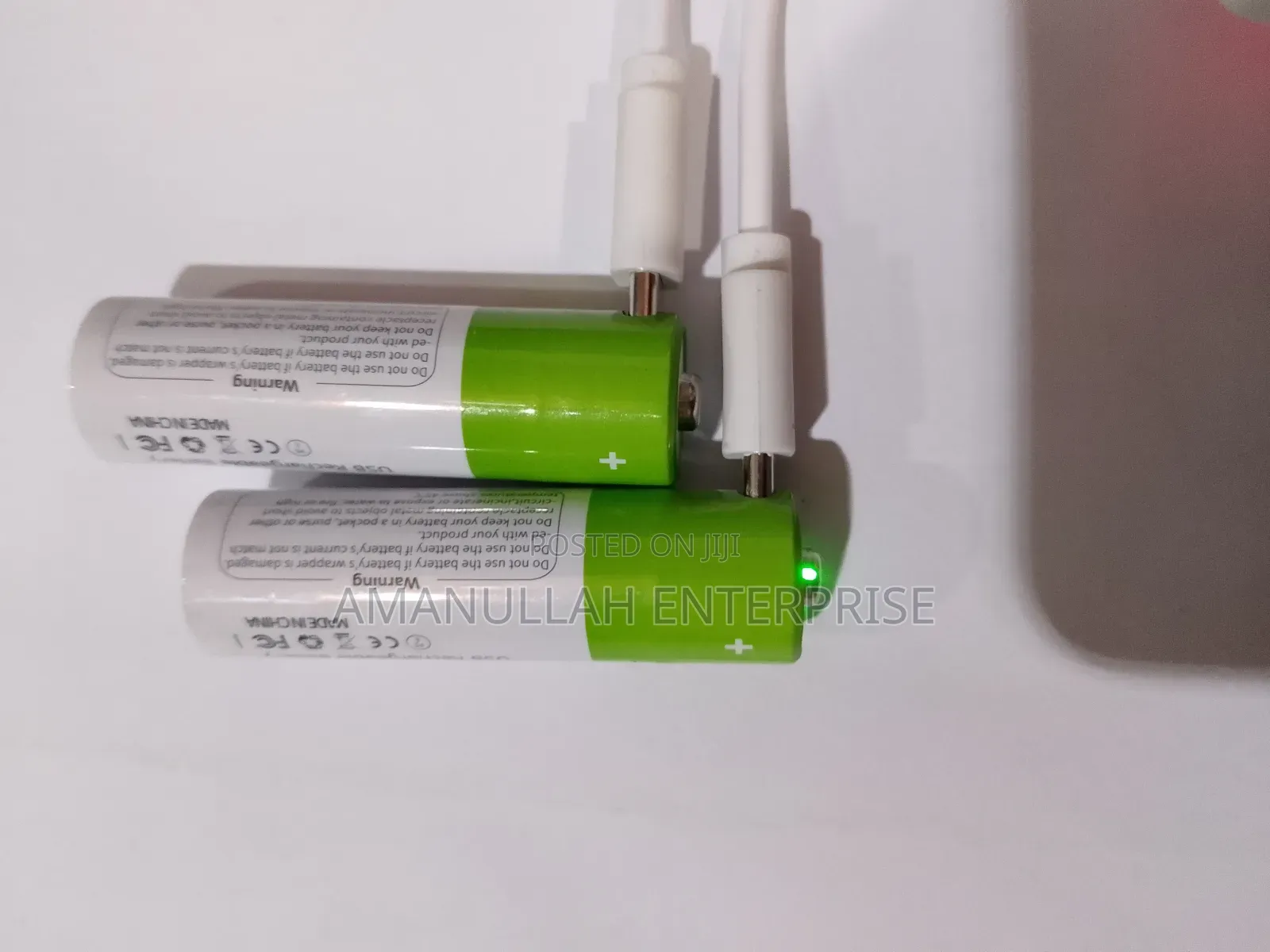 Smarttools 1.5v Aa Rechargeable Battery With a Type-C Charging Cable.