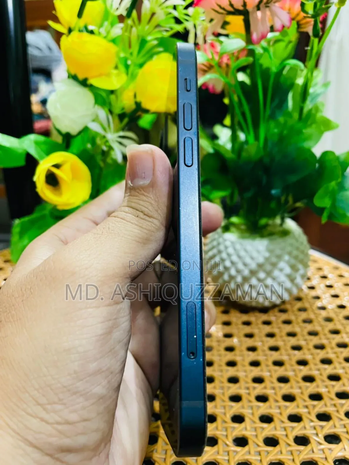 Apple iPhone 12 64 GB Black