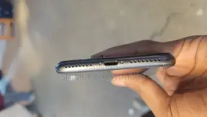 Apple iPhone 8 Plus 64 GB Black