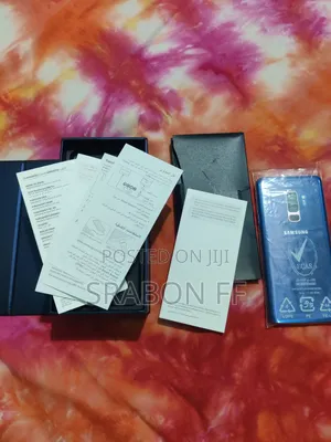 Photo - Samsung Galaxy S9 Plus 128 GB Blue