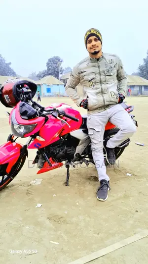 TVS Apache 160 4V 2021 Red