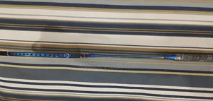 Racket- Weight:86g(Balance)
Length:679mm
Tension:28 LBS (Maximum)