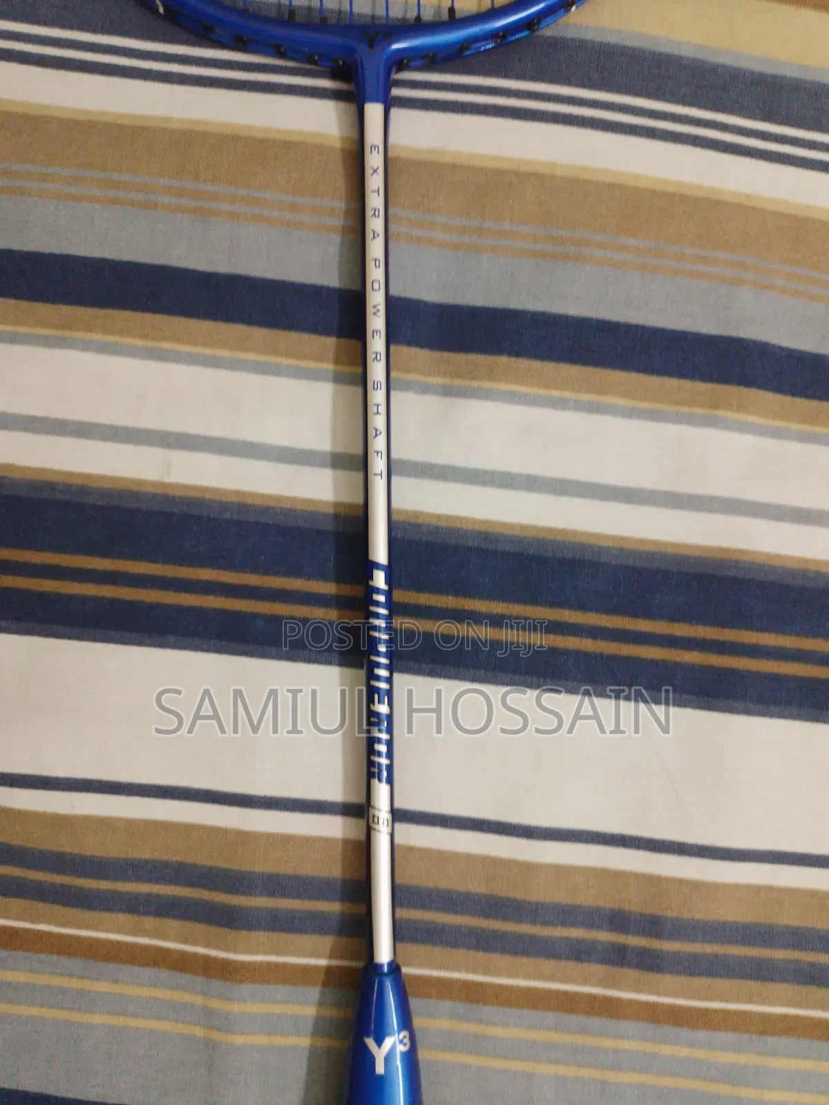 Racket- Weight:86g(Balance)
Length:679mm
Tension:28 LBS (Maximum)