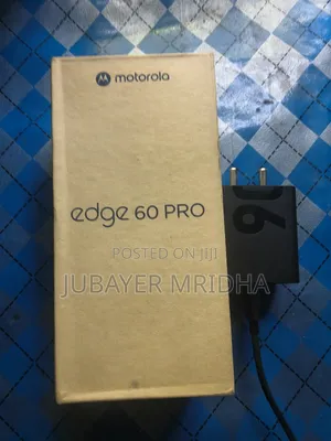 Photo - Motorola Edge 60 Pro 256 GB Blue