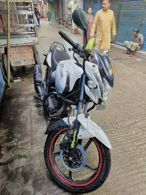 Hero Hunk 2019 White