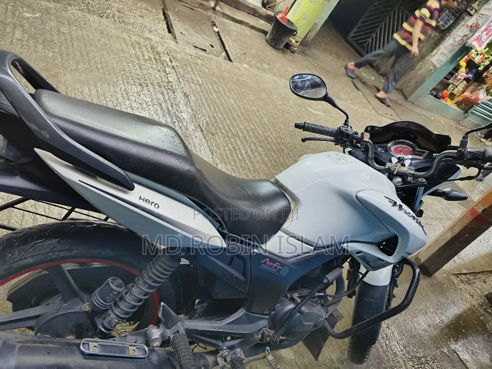 Hero Hunk 2019 White