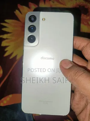 Samsung Galaxy S22 5G 128 GB Silver