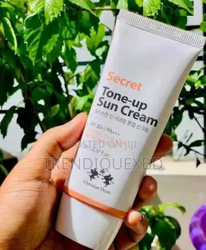 Photo - Secret Tone-up Sun Cream Spf 50+ Pa++++ Korean Brightening Sunscreen