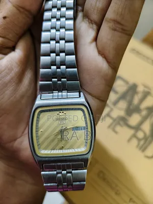 অরিজিনাল Seiko 5 Automatic Watch বিক্রয় হবে!
