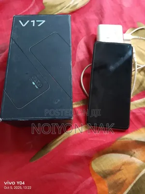 Vivo Y17 128 GB White