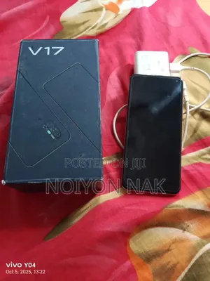 Vivo Y17 128 GB White