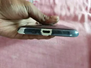 Samsung Galaxy J2 8 GB Black