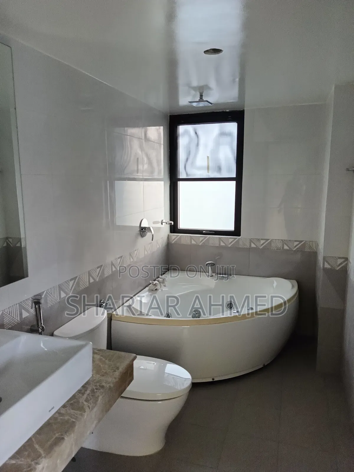 4bdrm Apartment in Gulshan for Rent