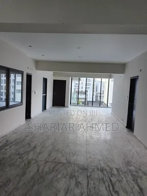 4bdrm Apartment in Gulshan for Rent