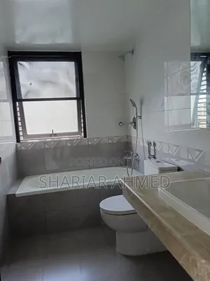 4bdrm Apartment in Gulshan for Rent