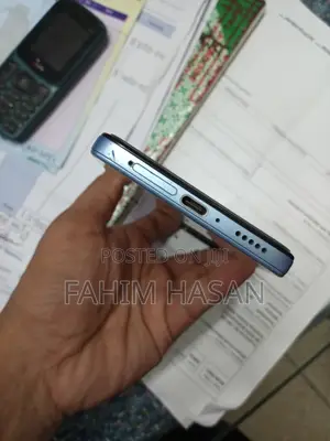 Photo - Xiaomi Redmi Note 11 Pro+ 5G 128 GB