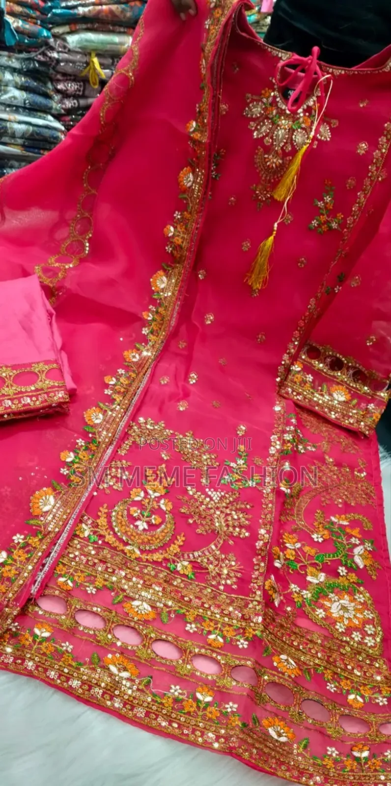 Pakistani Design 4-Piece Sada Bahar Tissue Set