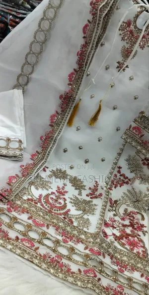 Pakistani Design 4-Piece Sada Bahar Tissue Set