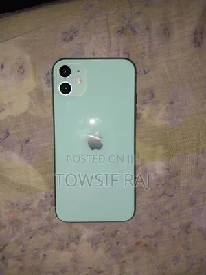Photo - Apple iPhone 11 128 GB Green