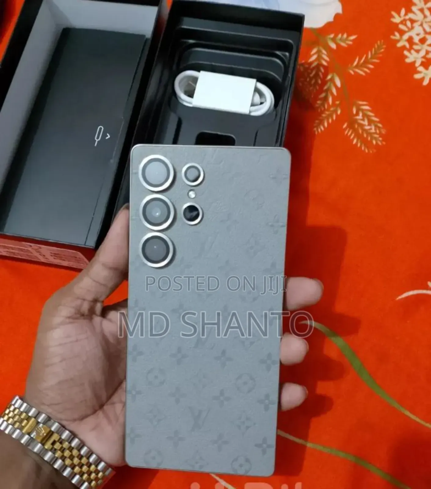 New Mobile Phone 64 GB Silver