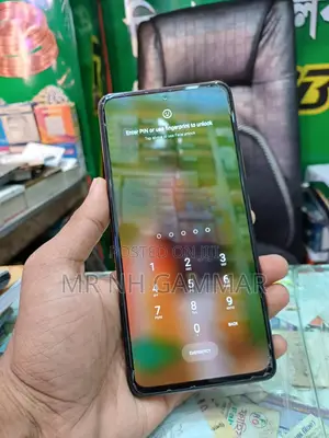 Photo - Xiaomi Redmi Note 10 Pro 128 GB Gold