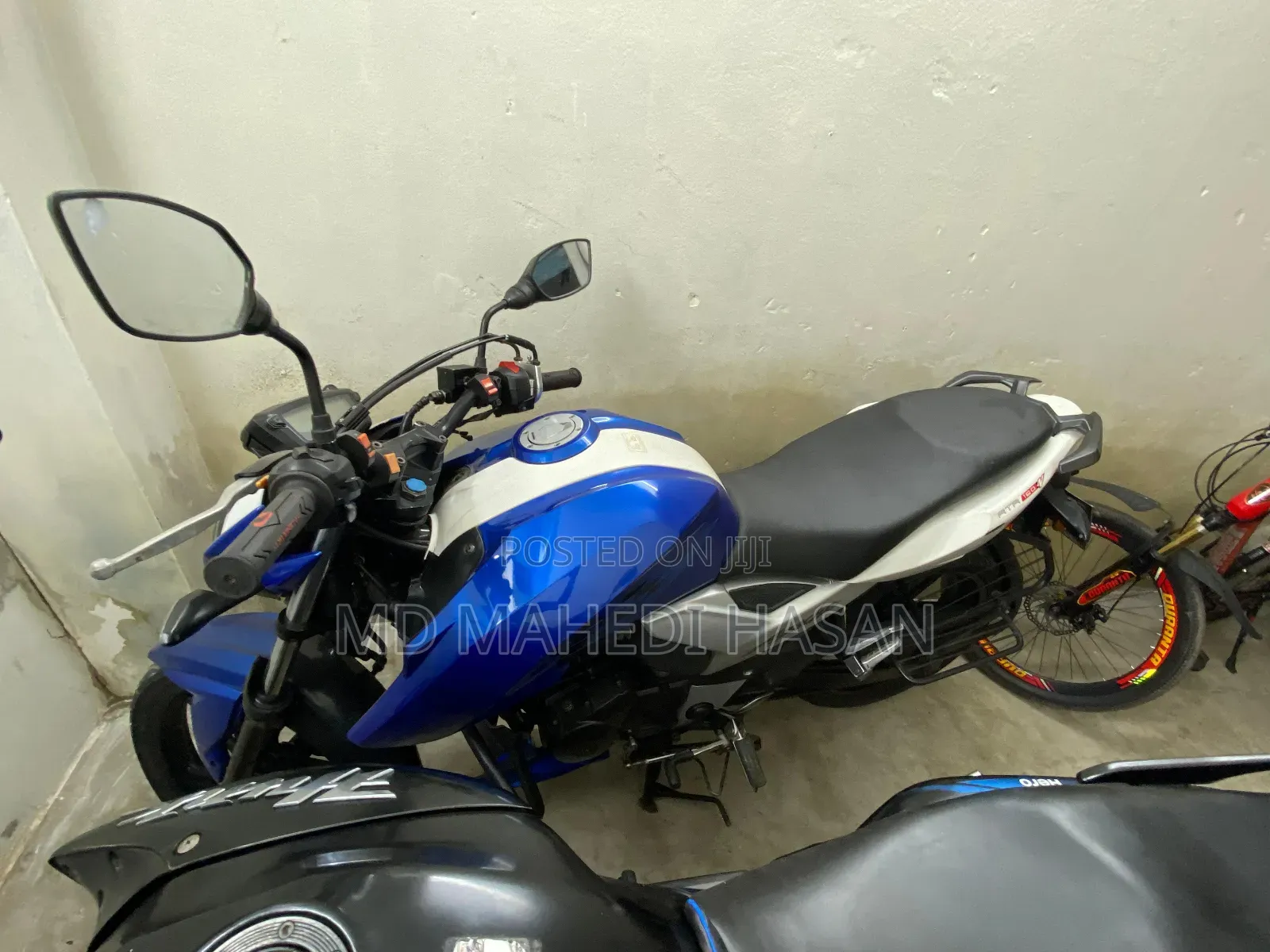 TVS Apache 160 4V 2020 Blue